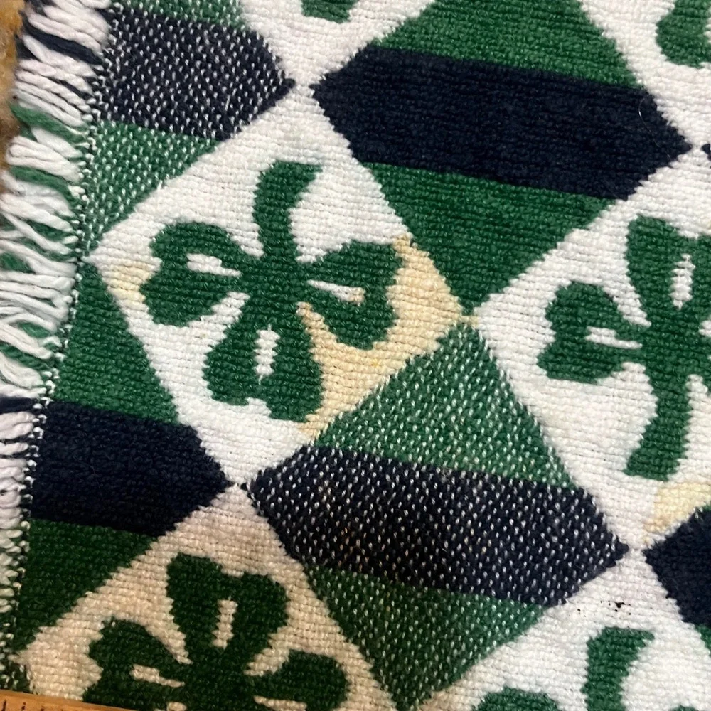St Patricks Day Shamrock Table Runner Green Argyle Fringed 32x13 Irish‎ Decor